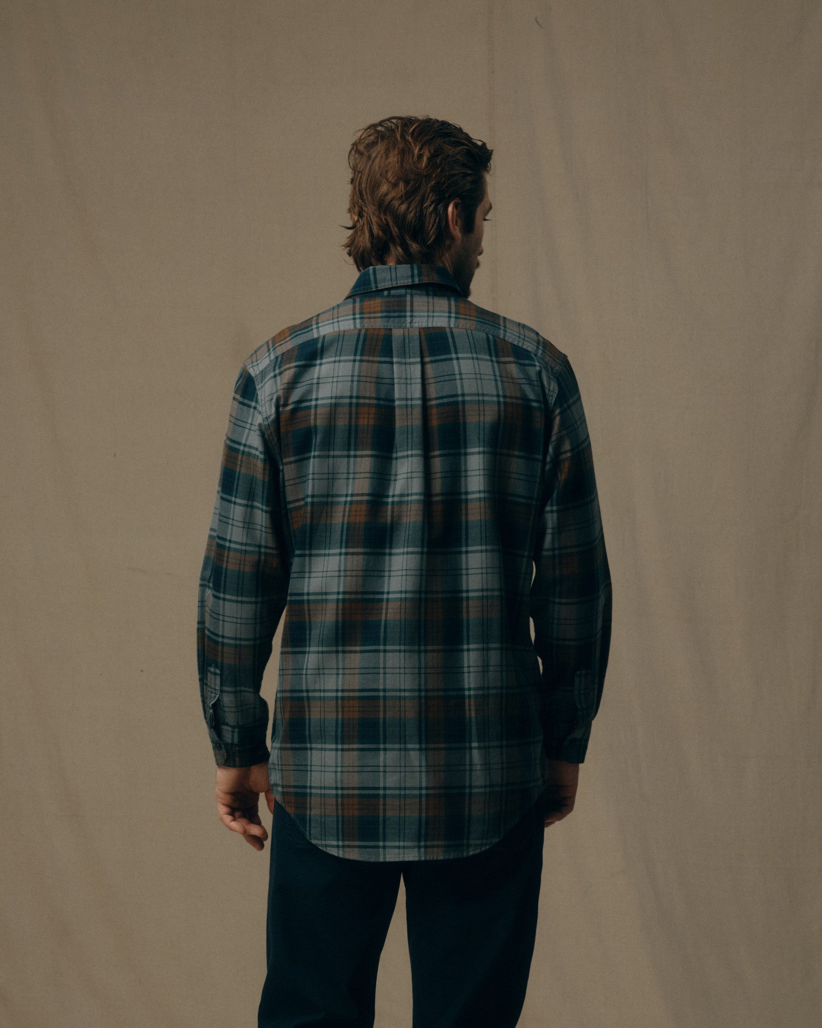 Lightweight Alaskan Guide Shirt - Gray / Navy / Multi Plaid - Image 2